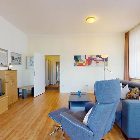 Apartman Sirene 13 *