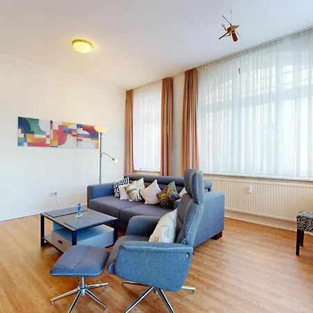 Apartman Sirene 13 *